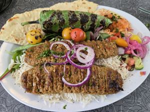 Kabob Plate 🌱🤤 at BeeWali's Vegan AF in Los Angeles