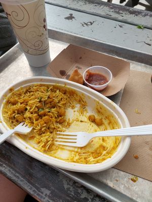 Channa curry and samosas at Curry In a Hurry in Raleigh