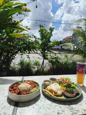  at Burgreens Canggu - Healthy Plant-Based Eatery in Canggu