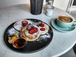 Vegan pancakes at Universe Cafe in Mannheim