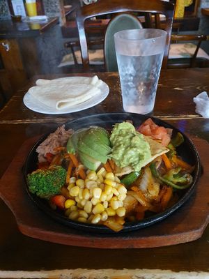 Vegan fajitas at El Pancho in Osaka
