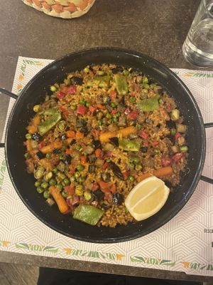 Vegan paella  at Cosmopolitan Food in Cordoba