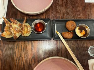 Beggars purse and aloo tikki (potato cakes) - there were 3 potato cakes before taking the photo. Two of us had lunch together so we each had a jungle curry and 1 other item  at Chow in Wellington