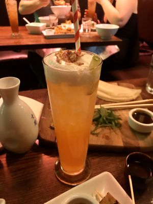 Cocktails at Chow in Wellington