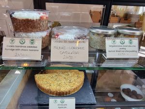 Porridges at Goosebumps Coffee Lab in Budapest