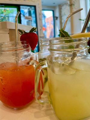 Lime mint lemonade, ginger lemonade and NEW strawberry lemonade!!! Summer time - summer delicious lemonade at Botanika Cafe in Ridgefield
