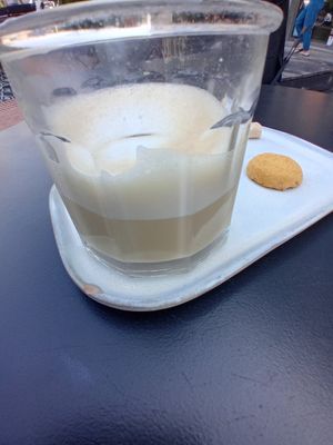 Great vegan hazelnut coffee, a little stop here while i cycle hike😁 at Mijn Plek in Schoten