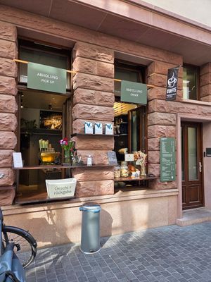 Outside at Hoppenworth & Ploch - Markt in Frankfurt