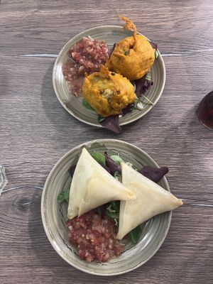 Samosas and pakora   at Le Petit Veg in Paris