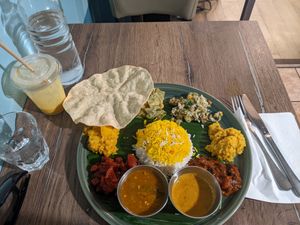 Vegan thali at Le Petit Veg in Paris