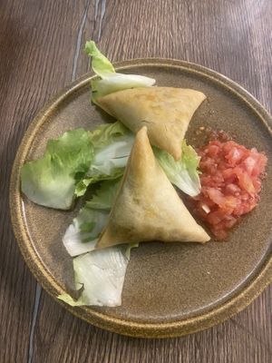 Samosas  at Le Petit Veg in Paris