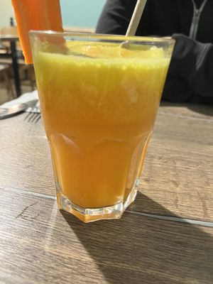 Wake up juice (spicy from the ginger)  at Le Petit Veg in Paris