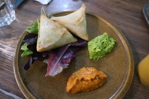 Samosas at Le Petit Veg in Paris