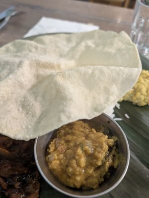 Thalia mit Papadam at Le Petit Veg in Paris