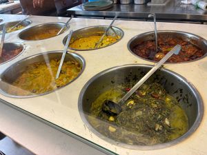 Curries at Le Petit Veg in Paris