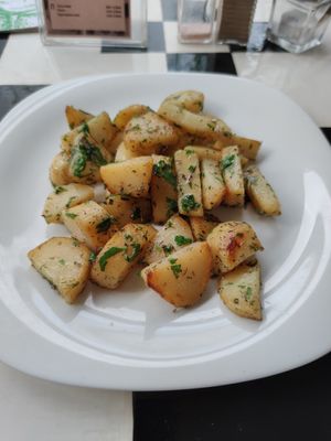 Stewed potatoes with herbs at Dream House in Sofia