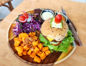 Burger 🍔 at Pure Vegan Heaven - Food Stall in Koh Phangan