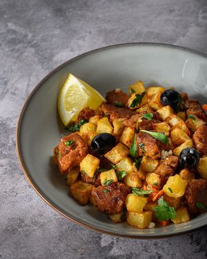 Carne de “porco” à portuguesa  at A Minha Avó in Lisbon