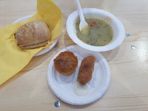 Caldo Verde at A Minha Avó in Lisbon