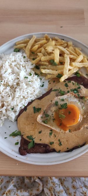 Bitoque at A Minha Avó in Lisbon