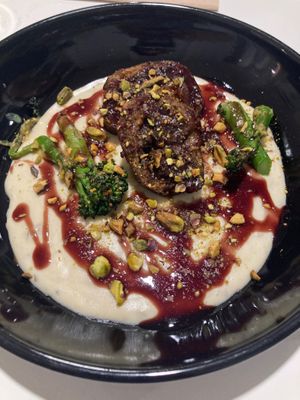 Rolo de “Carne"  at A Minha Avó in Lisbon