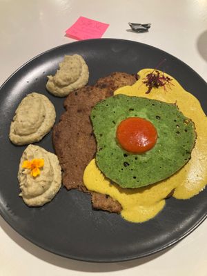 “Bife” à Portuguesa   at A Minha Avó in Lisbon