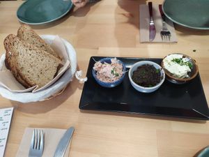 Couvert at A Minha Avó in Lisbon