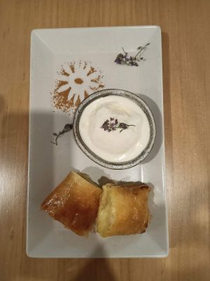 Pastel de nata at A Minha Avó in Lisbon