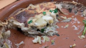 "Bacalhau" com natas at A Minha Avó in Lisbon