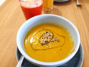 Daily soup and drinks at A Minha Avó in Lisbon