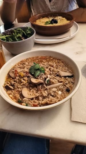 Arroz de "polvo" e "bacalhau" com Natas at A Minha Avó in Lisbon