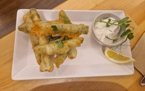 "Peixets" fregits at A Minha Avó in Lisbon