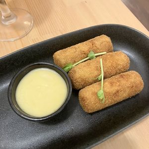 Croquetas de carne  at A Minha Avó in Lisbon
