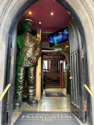 Main entrance at Frankenstein and Bier Keller in Edinburgh