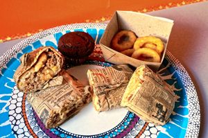 Tacos Fermier (nuggets) + Tacos Triple O (minced fake meat) + Onion rings + Chocolate Muffin at V-Tacos in Paris