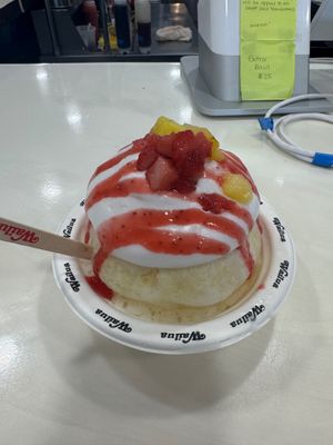 Lava flow at Wailua Shave Ice Kauai in Kapaa