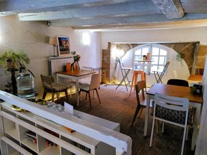 Eat-in space (1st floor) at Bloom Kitchen in Limoges