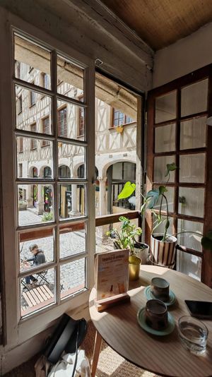  at Bloom Kitchen in Limoges