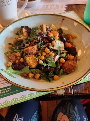 Salad at Lounges - Volpo Lounge in Leicester