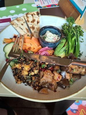 Salad at Lounges - Volpo Lounge in Leicester