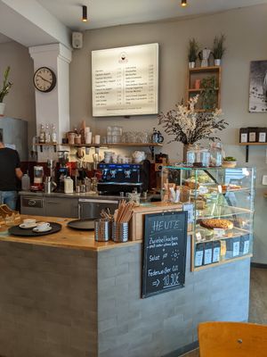 Innenraum Theke at Dreiviertel in Cologne