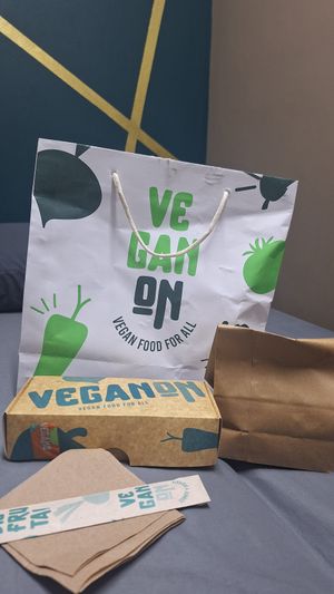 Otra vez se ordenó sushi 🍣🌱 at Vegan On Polanco in Mexico City