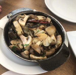 Champiñones al ajillo  at El Gran Sol in Tenerife