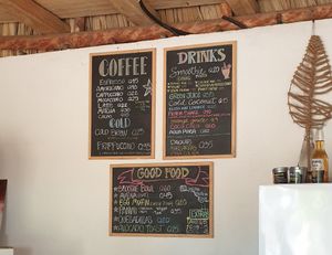 Menu at Cafecito Del Mar in El Paredon