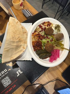 Mezze vegetarian  at House Falafel & Hummus in Warsaw