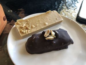 Peanut butter bar and sugar free snickers   at Pastelería Datílvainilla Veggie in Pucon