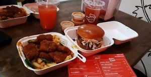 Buffalo Mac n Cheez (includes nuggets) / Nashville Hot Chick'n Sandwich with Coleslaw at Project Pollo in Dallas