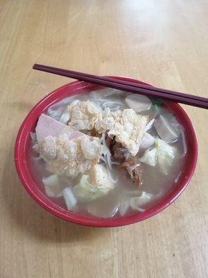 Soup noodles at Mei Huan Vegetarian - 美姮素食 in New Taipei City