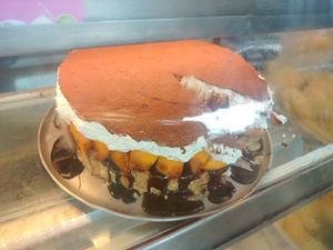 Banana creme cake at Arrow Pub + The Honey Pot in Koh Phangan