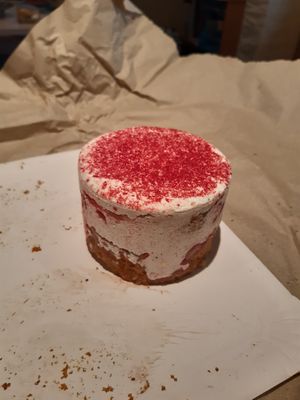Mini Raspberry Cake at Bio Bäcker Bihn in Wald-michelbach